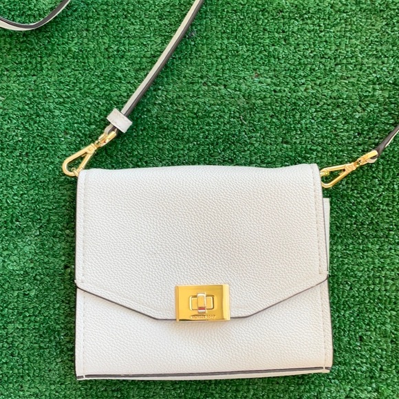 Michael Kors Small Crossbody - Picture 3 of 11